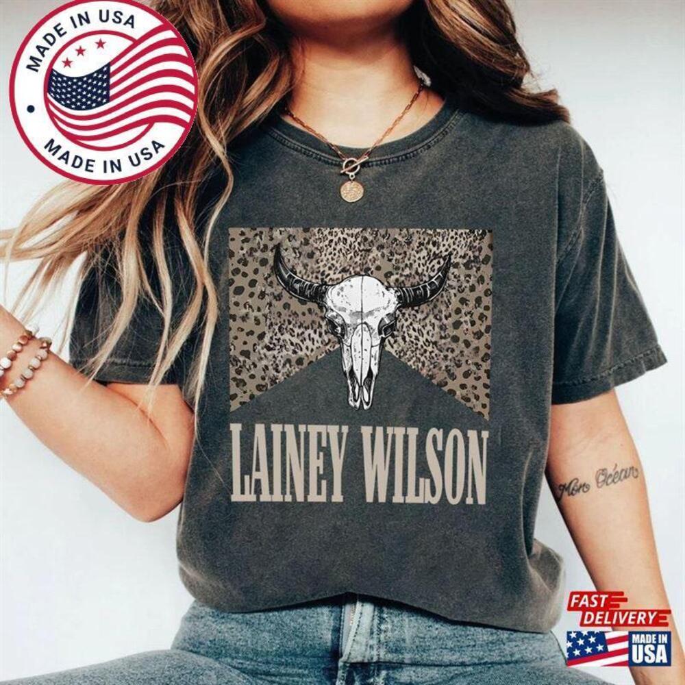 Lainey Wilson T-Shirt Country Music Shirt Bullhead